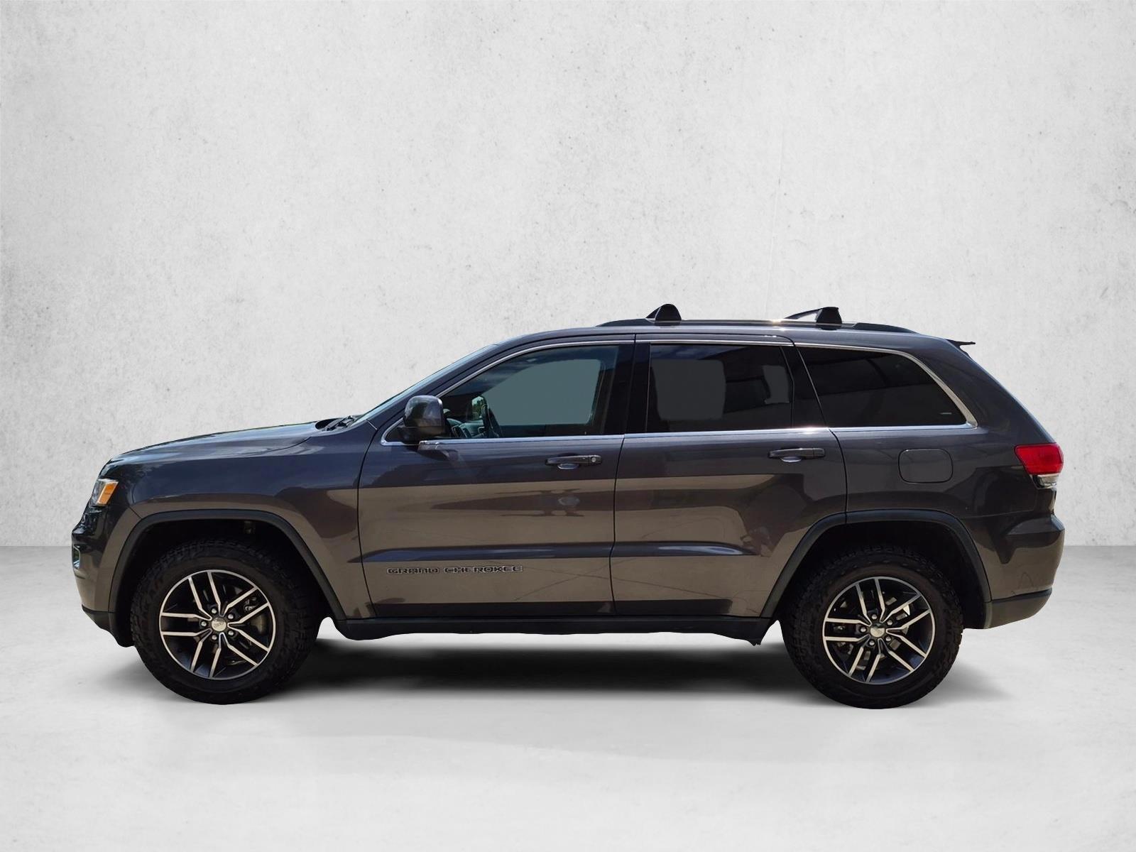 Thumbnail: 2017 Jeep Grand Cherokee - 2