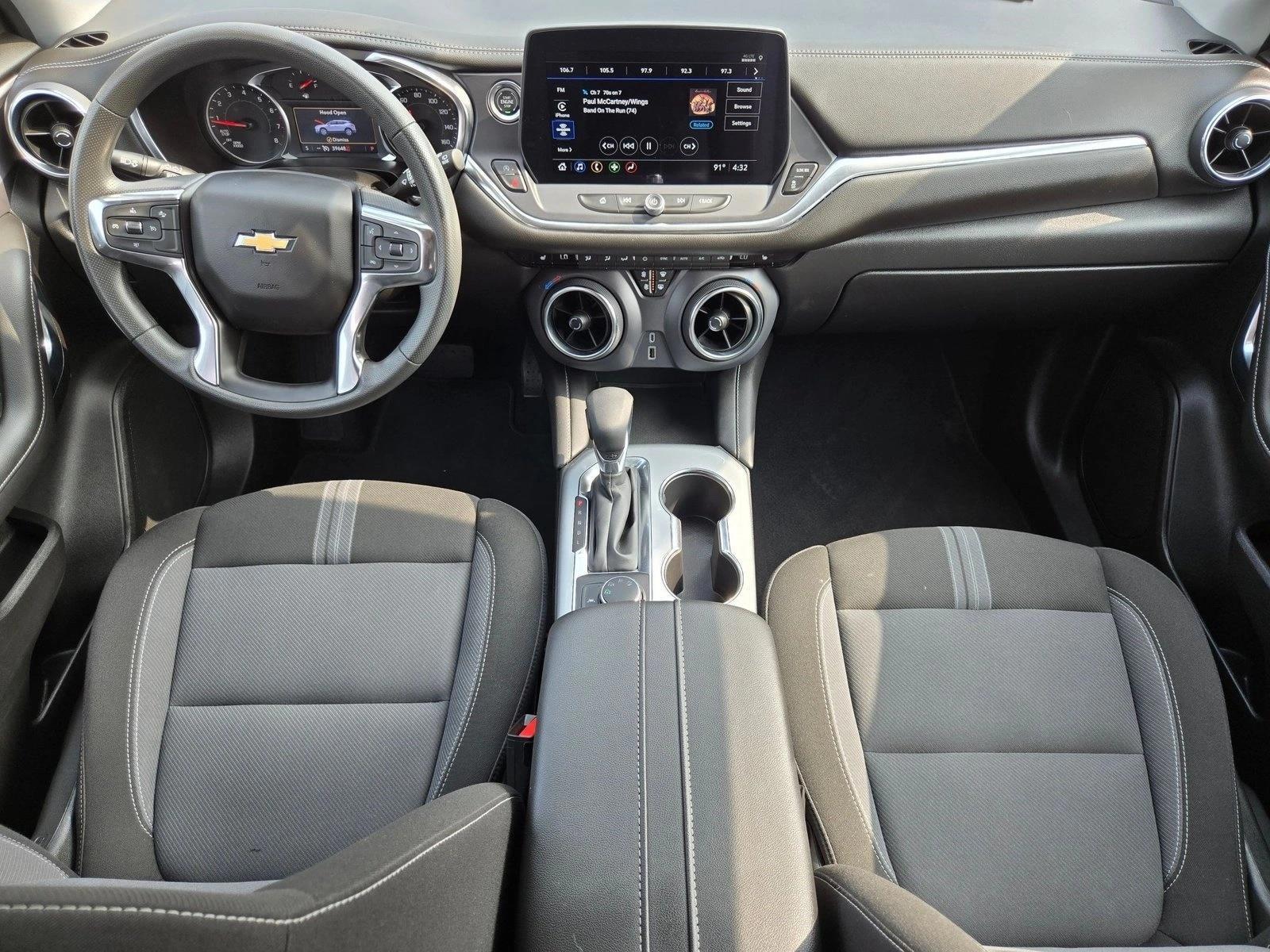 Thumbnail: 2025 Chevrolet Blazer - 3