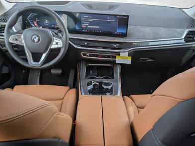 2026 BMW X7