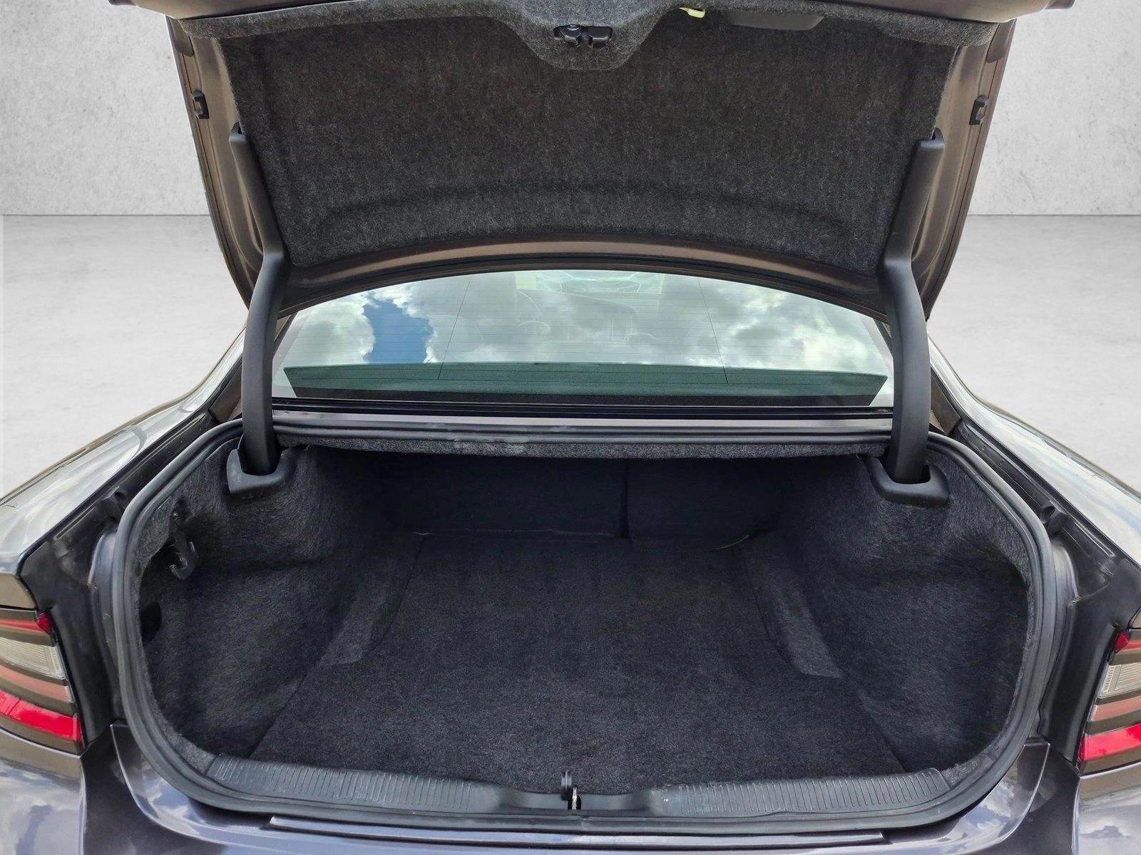 2019 Dodge Charger SXT - Photo 6
