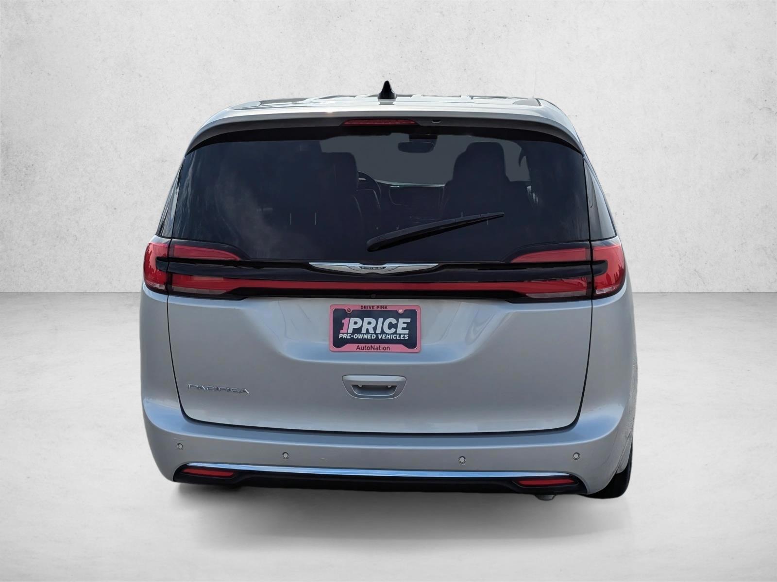 2024 Chrysler Pacifica