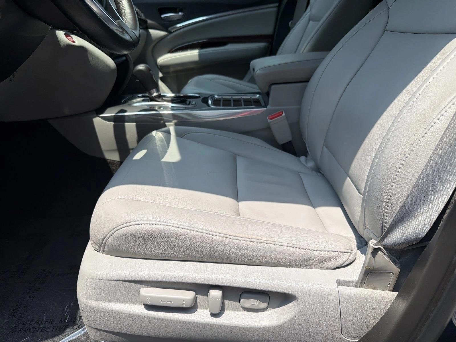 Thumbnail: 2015 Acura MDX - 4