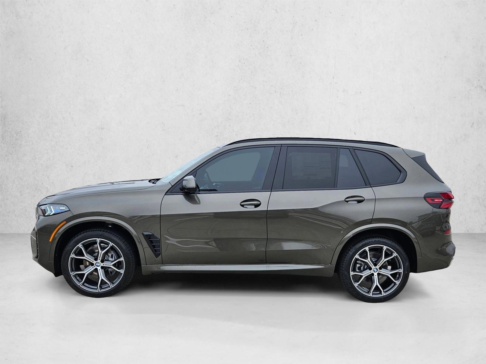 Thumbnail: 2026 BMW X5 - 2