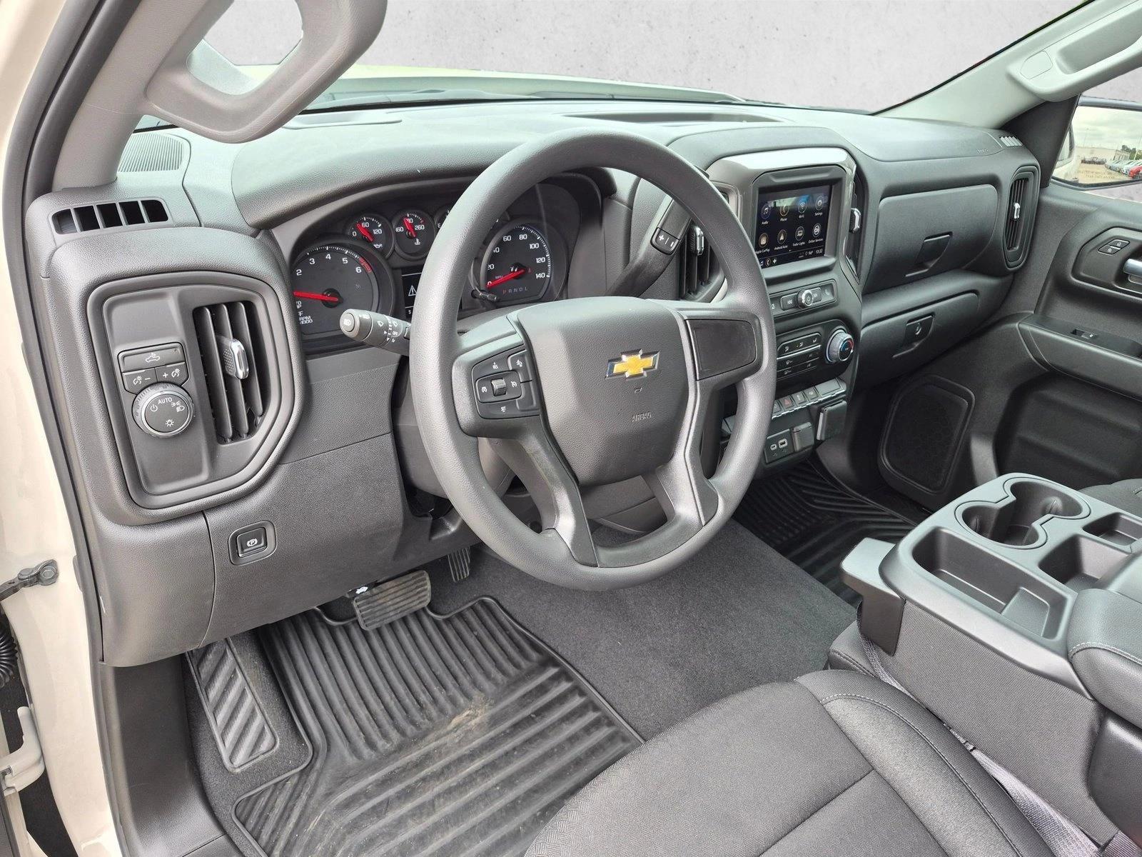 Thumbnail: 2026 Chevrolet Silverado 1500 - 3