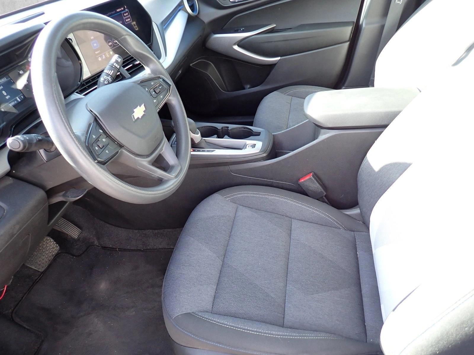 2024 Chevrolet Trax LS - Photo 9