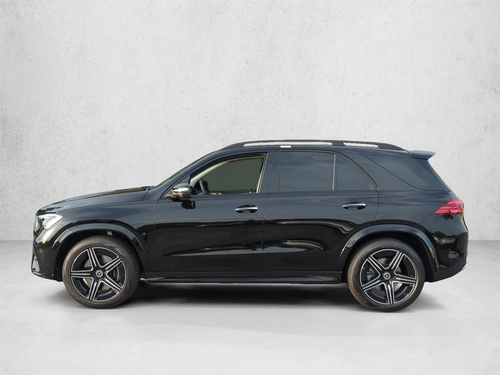 Thumbnail: 2026 Mercedes-Benz GLE - 2