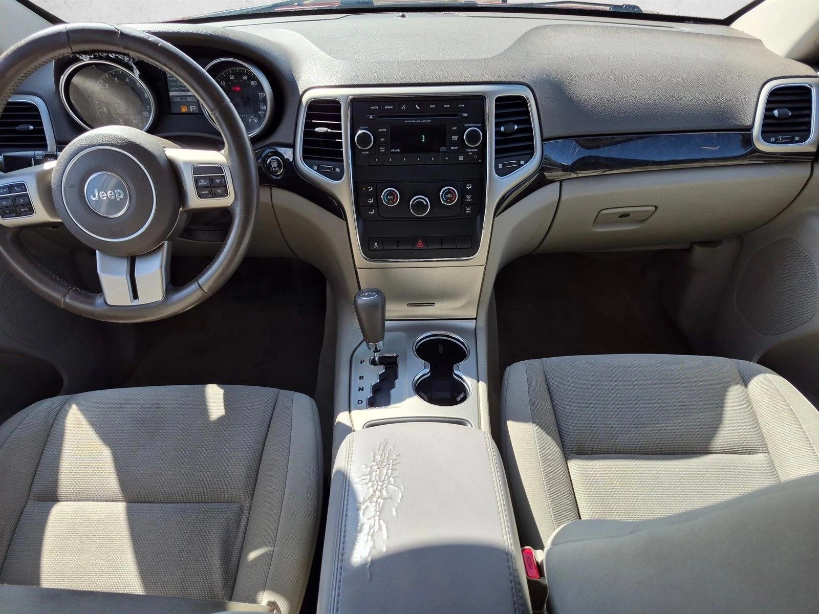 Thumbnail: 2012 Jeep Grand Cherokee - 3
