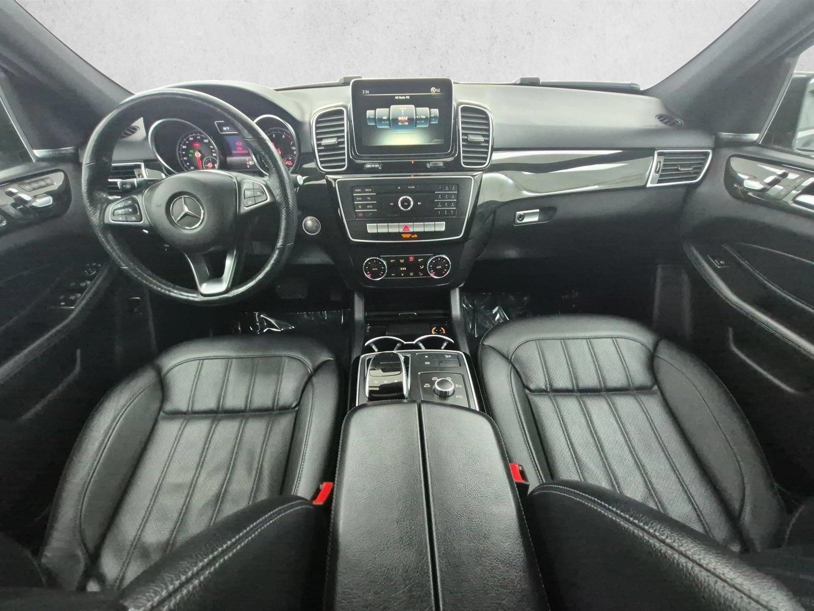 Thumbnail: 2016 Mercedes-Benz GLE - 4