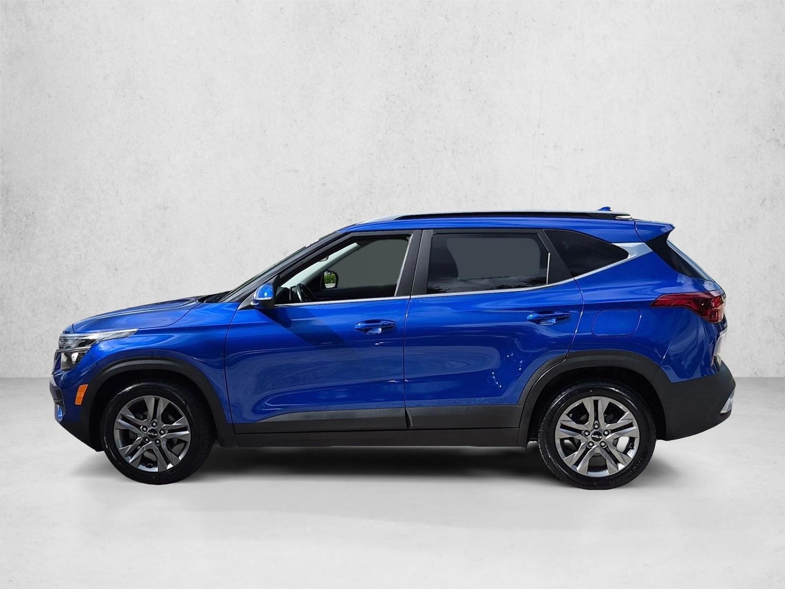 Thumbnail: 2023 Kia Seltos - 2