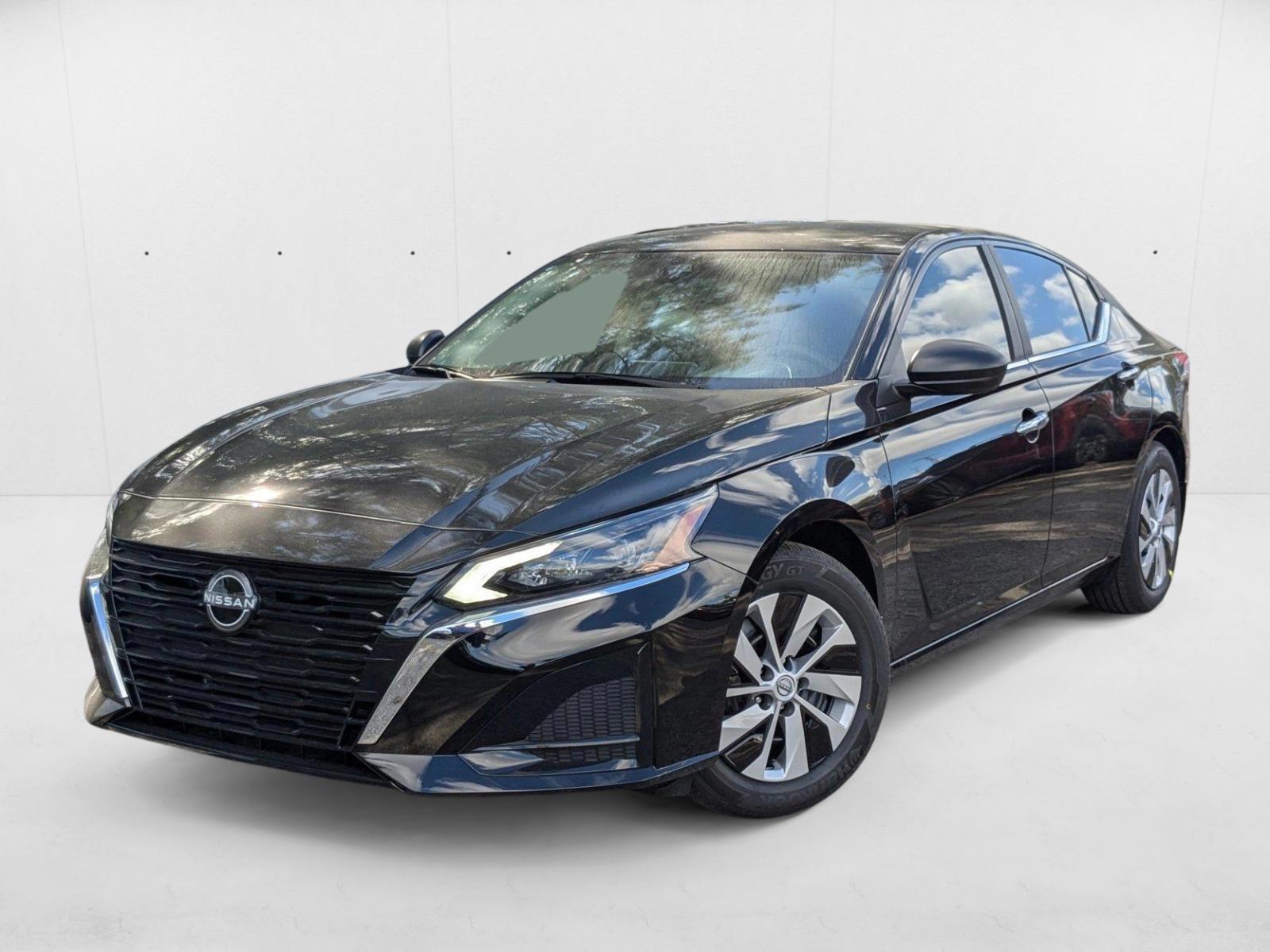 Thumbnail: 2025 Nissan Altima - 1