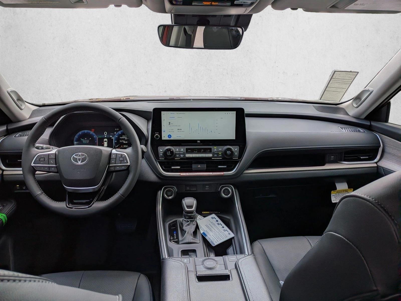 Thumbnail: 2026 Toyota Grand Highlander - 3