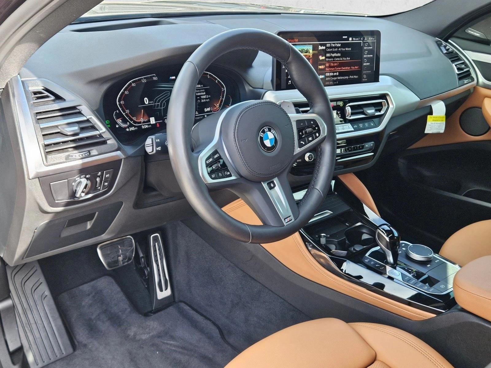 Thumbnail: 2025 BMW X4 - 3