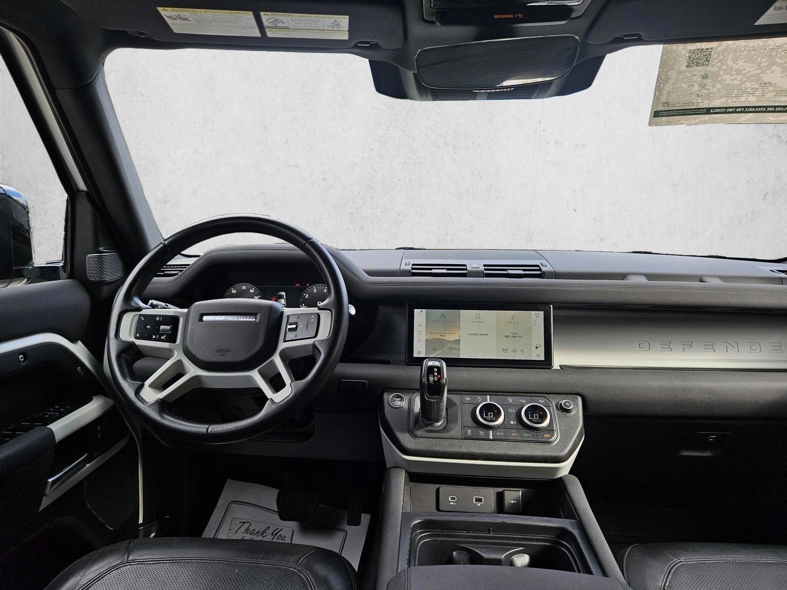 Thumbnail: 2023 Land Rover Defender - 3