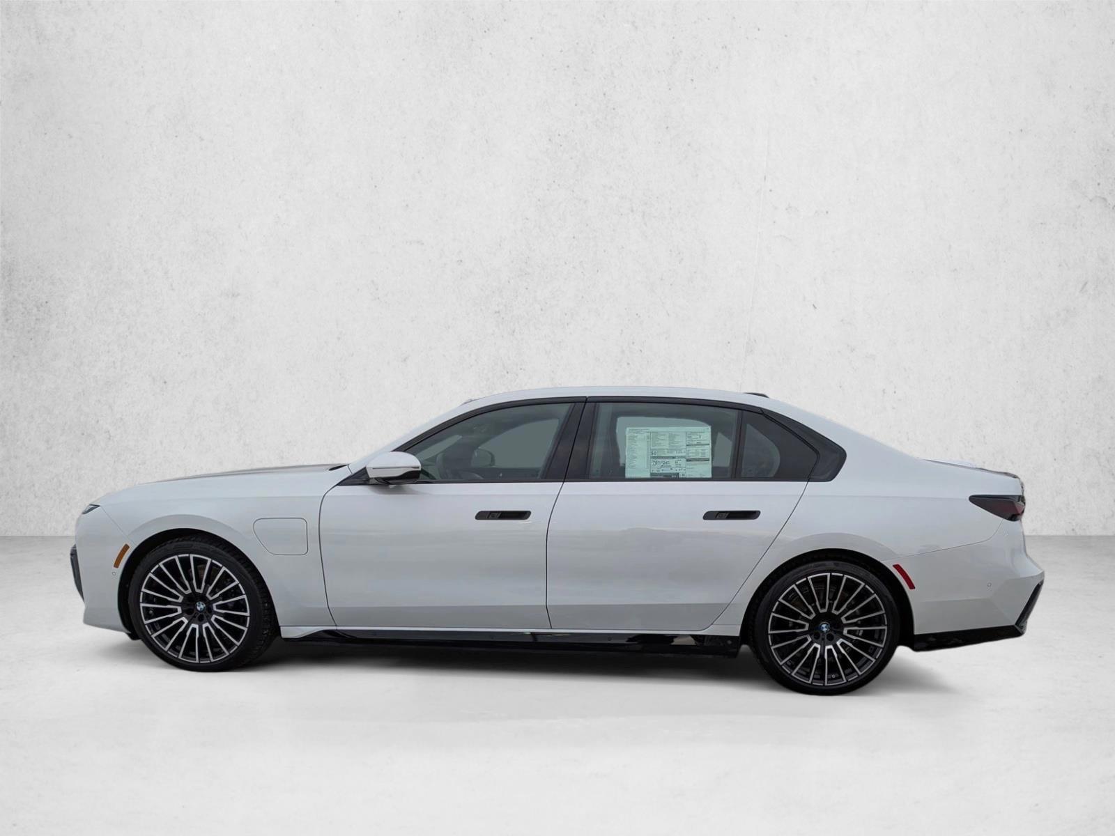 Thumbnail: 2026 BMW 7 Series - 2