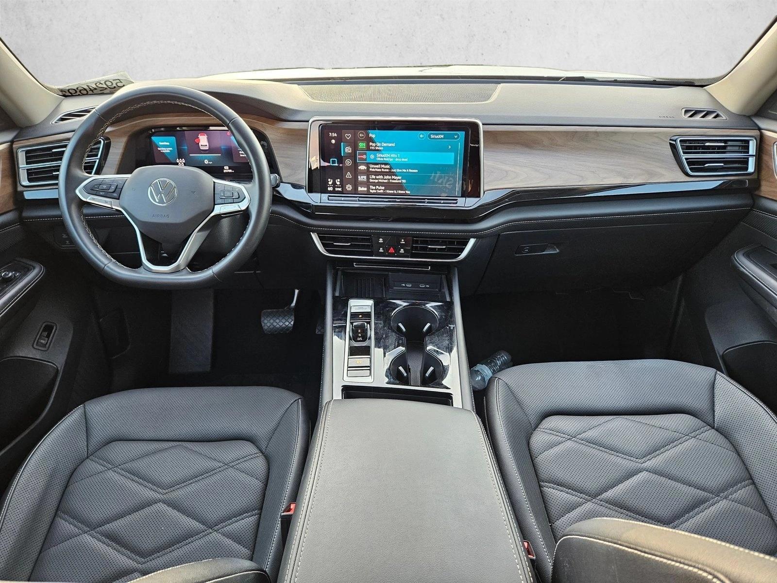 Thumbnail: 2025 Volkswagen Atlas - 4