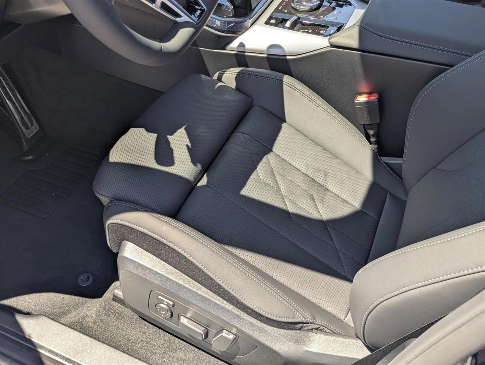 Thumbnail: 2026 BMW X3 - 4
