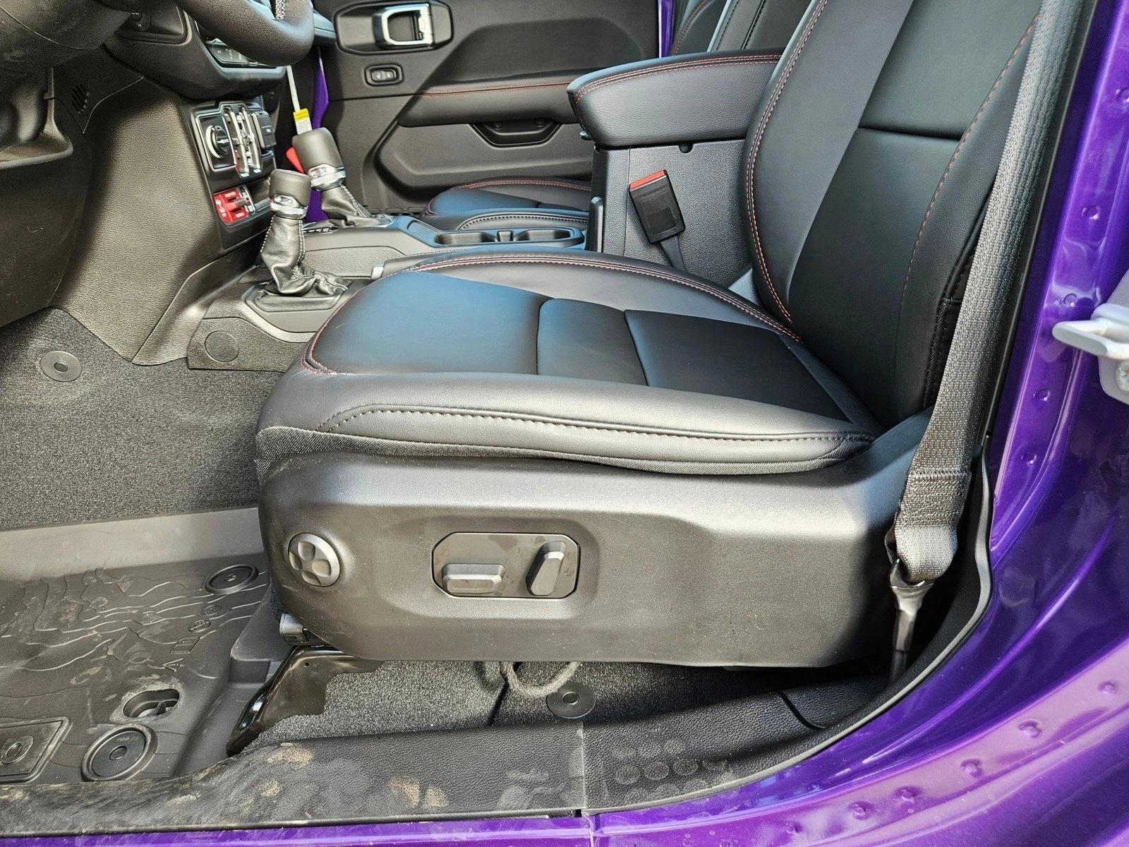 Thumbnail: 2026 Jeep Wrangler - 4