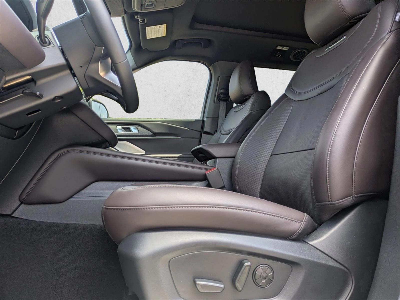Thumbnail: 2026 Ford Explorer - 5
