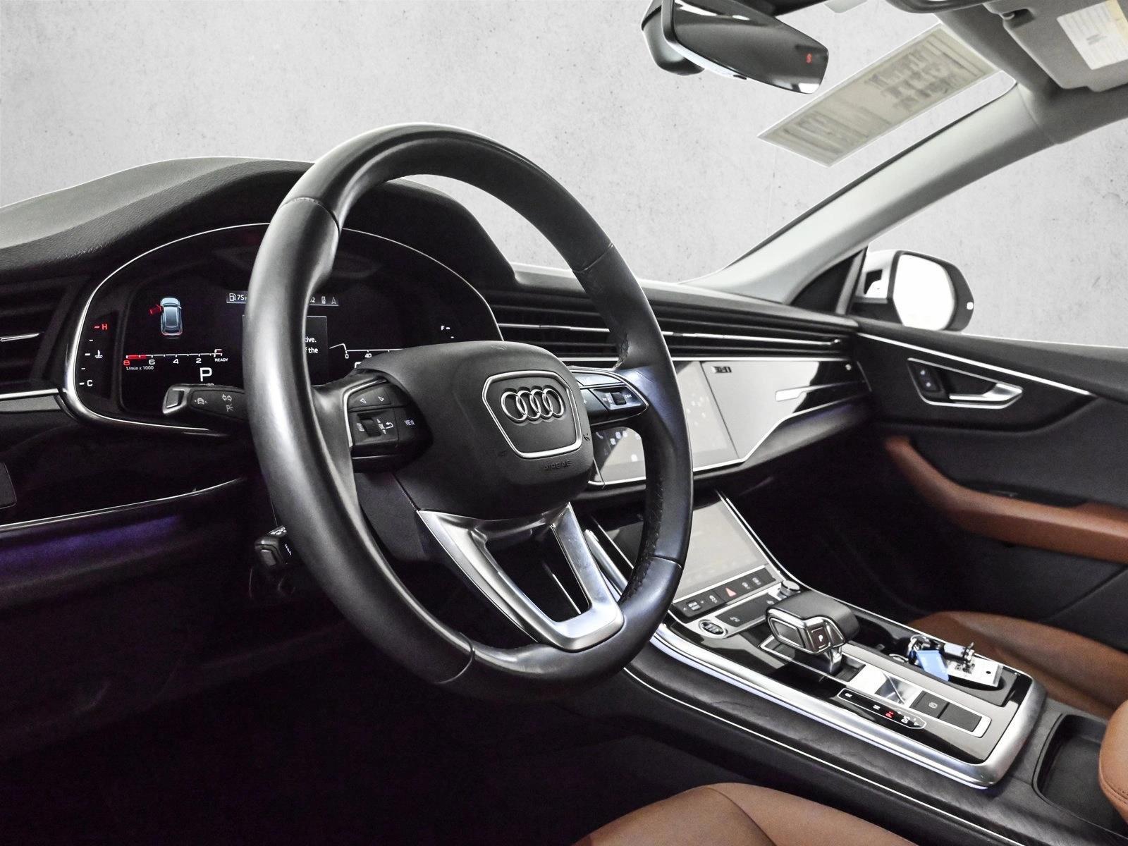 Thumbnail: 2022 Audi Q8 - 3