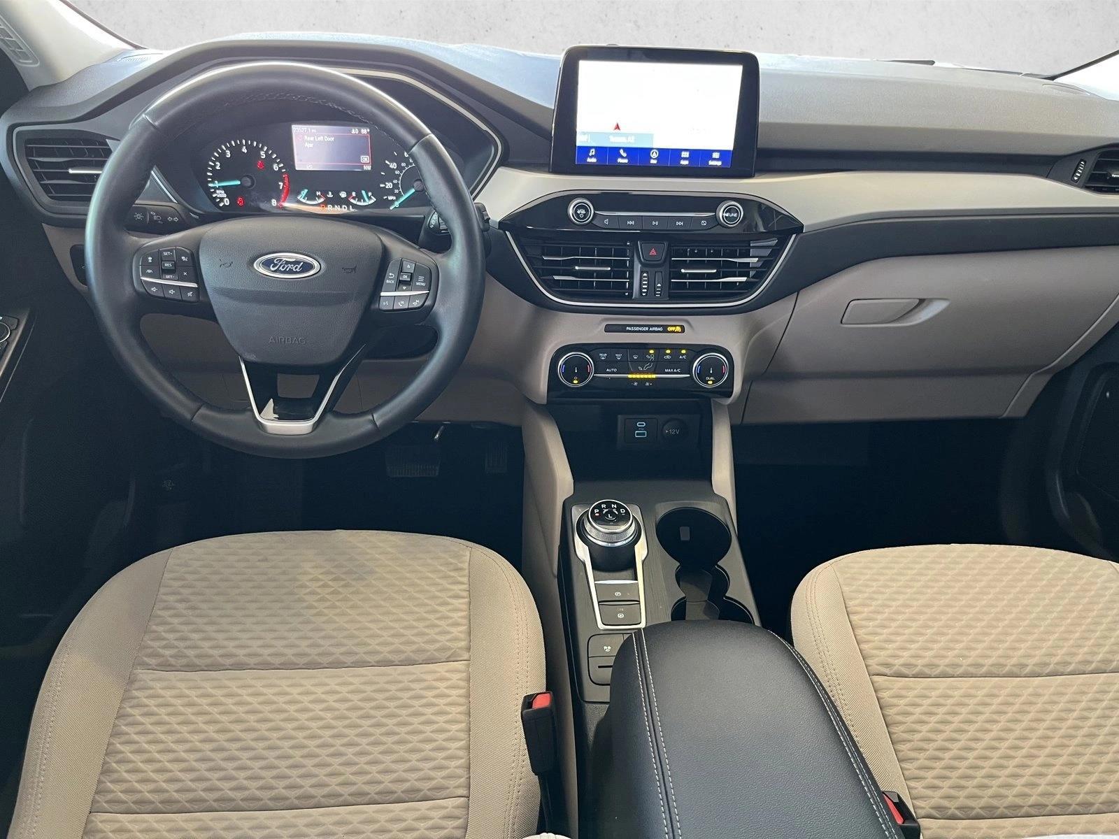 Thumbnail: 2022 Ford Escape - 3