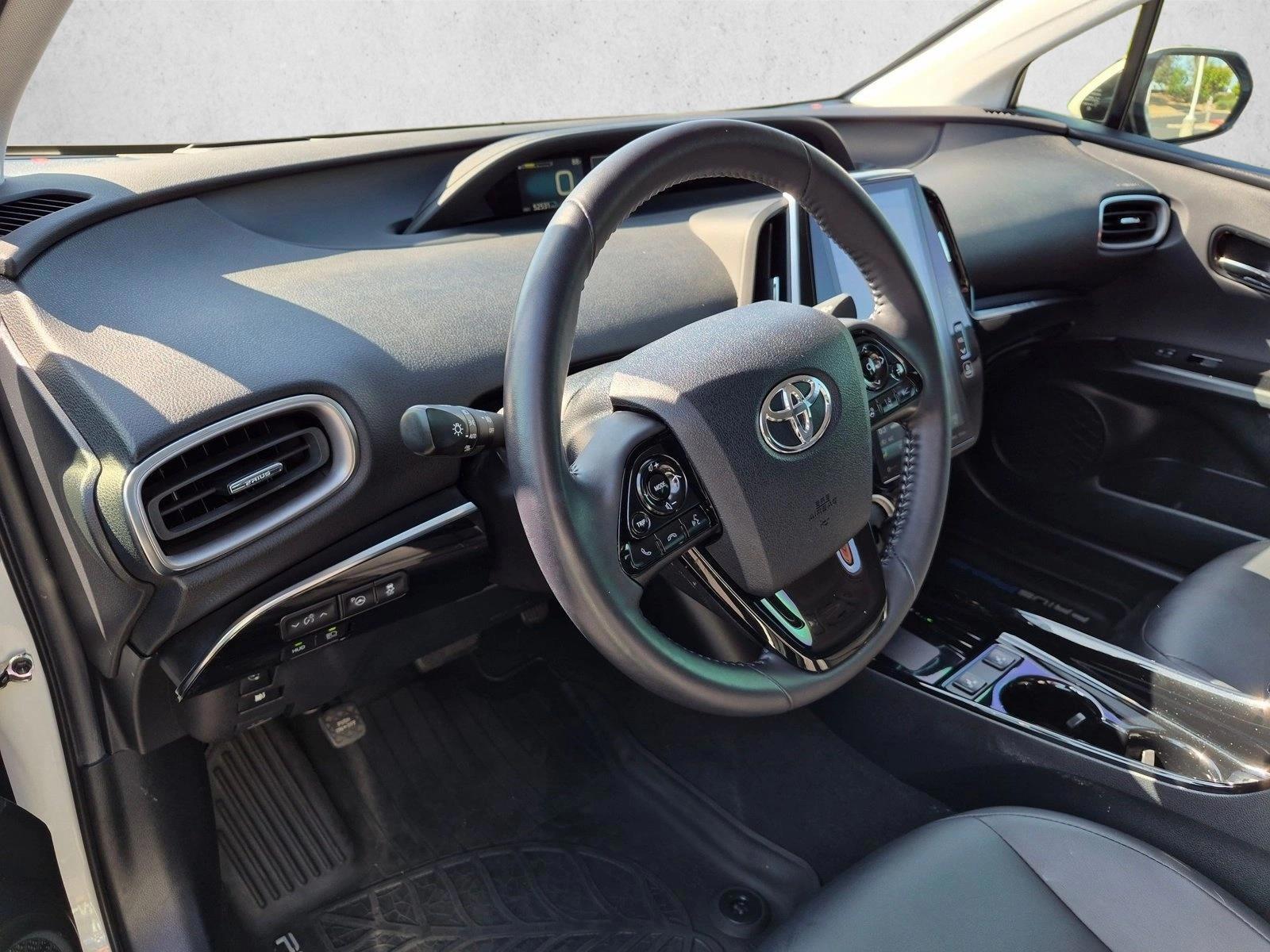Thumbnail: 2020 Toyota Prius Prime - 3
