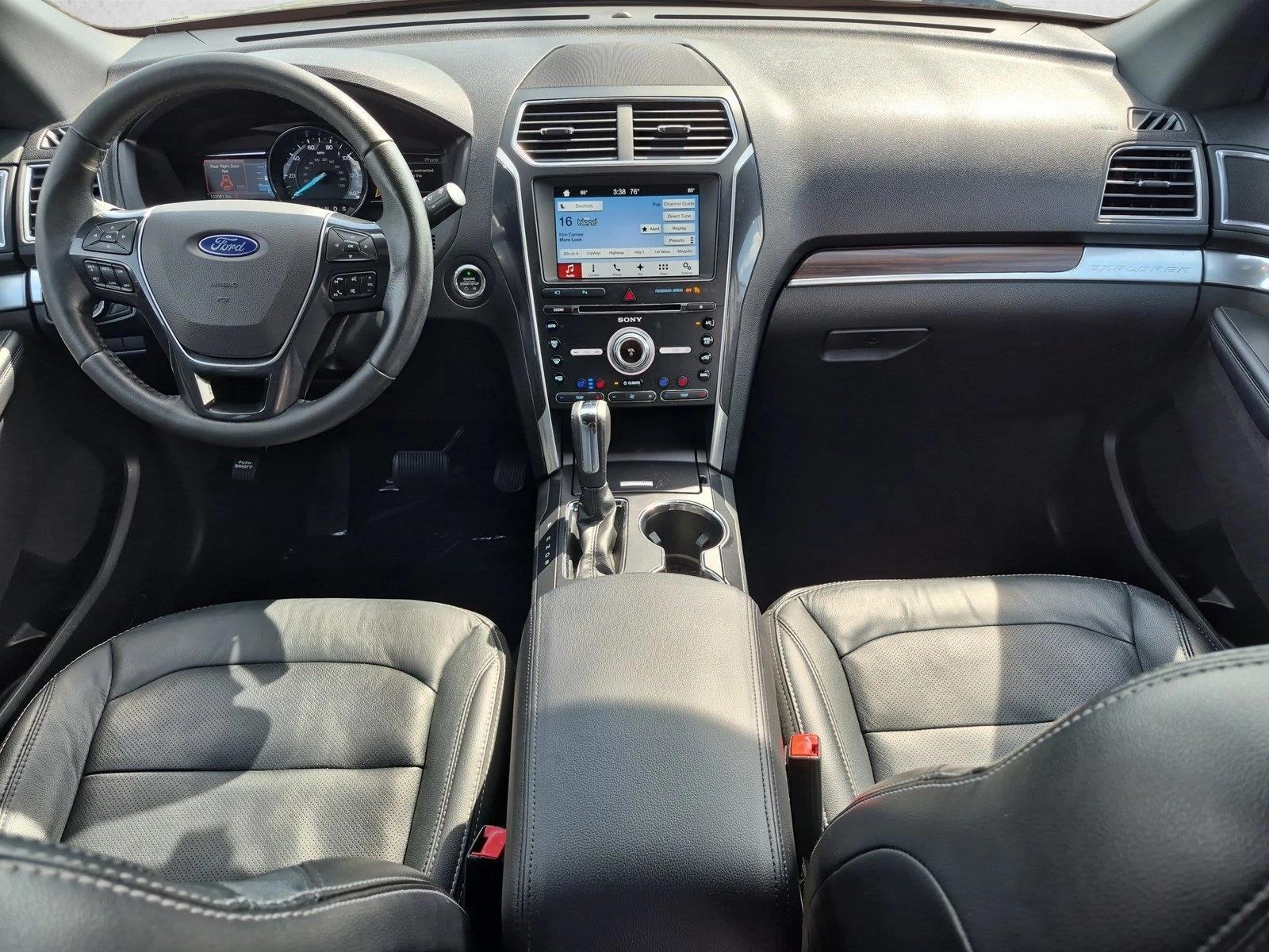 Thumbnail: 2017 Ford Explorer - 4
