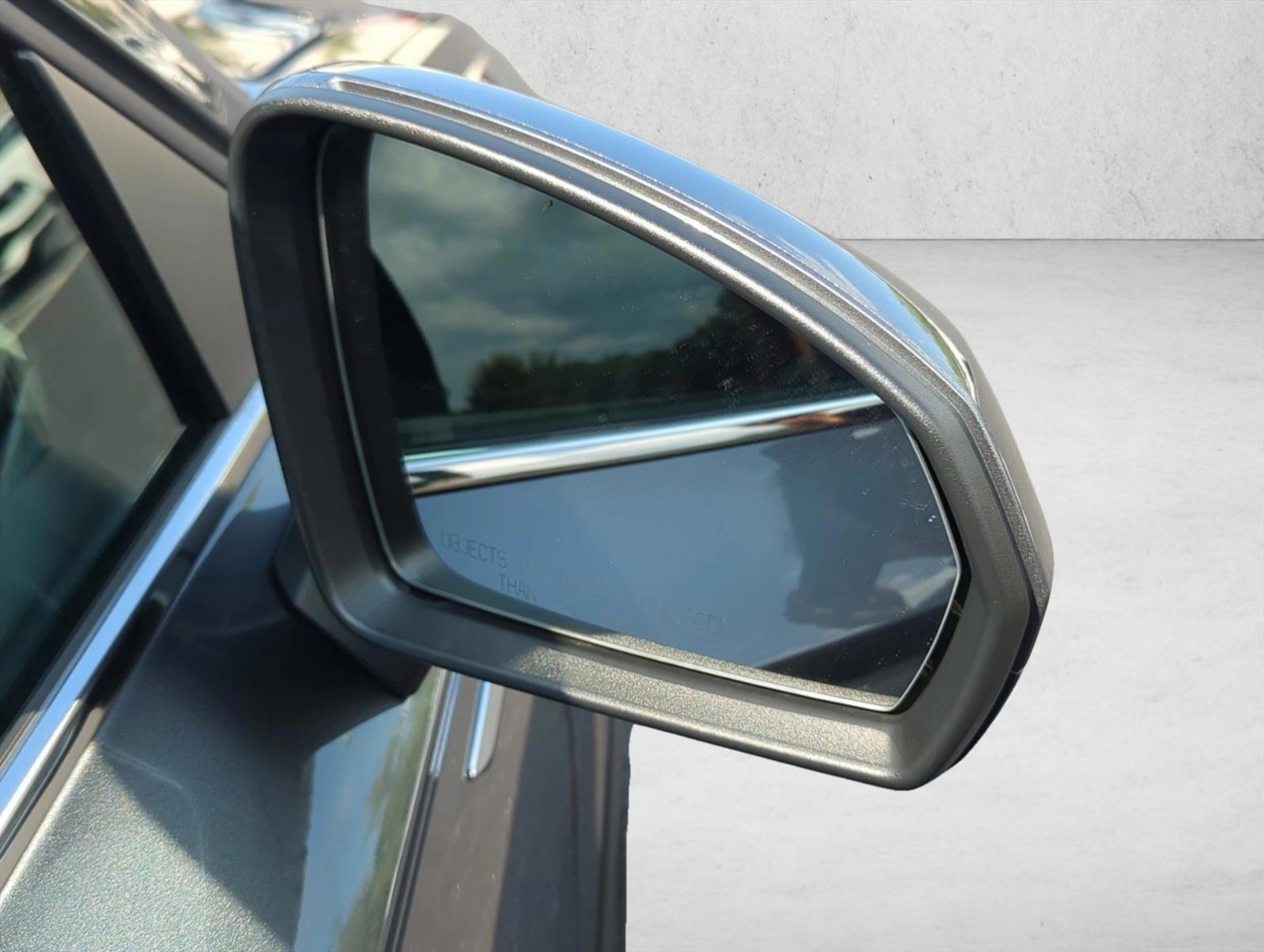 2023 Volkswagen Taos