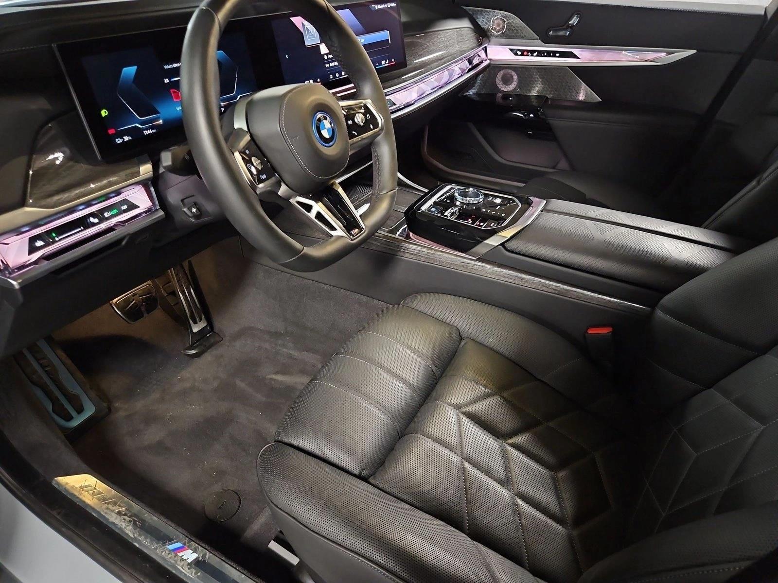 Thumbnail: 2024 BMW i7 - 3