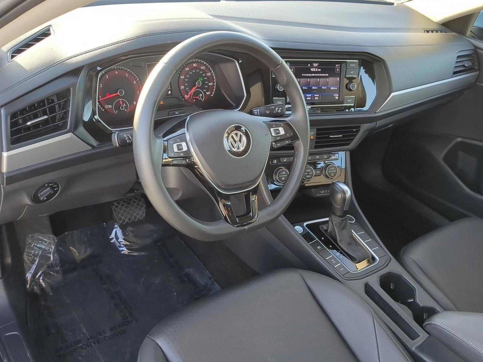 Thumbnail: 2020 Volkswagen Jetta - 3