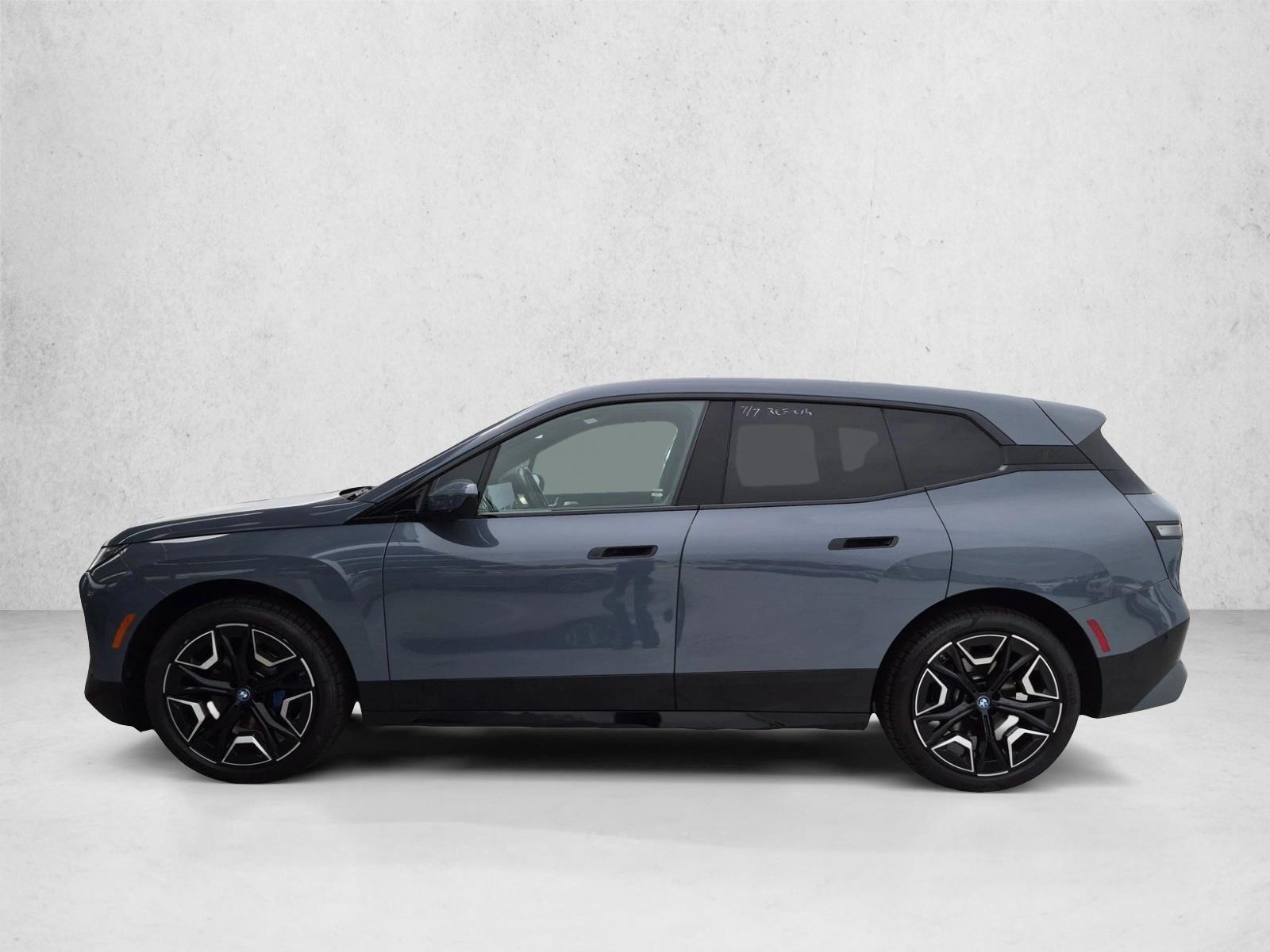 Thumbnail: 2023 BMW iX - 2