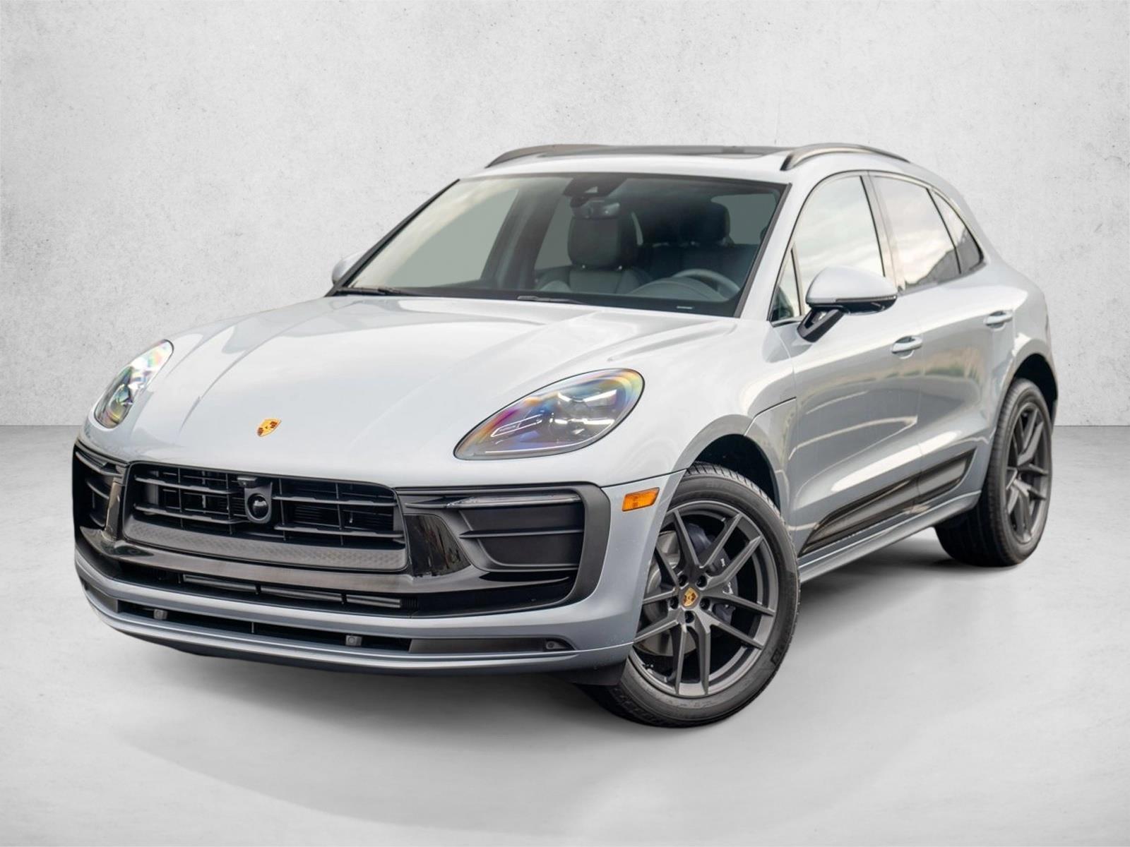 Thumbnail: 2026 Porsche Macan - 1