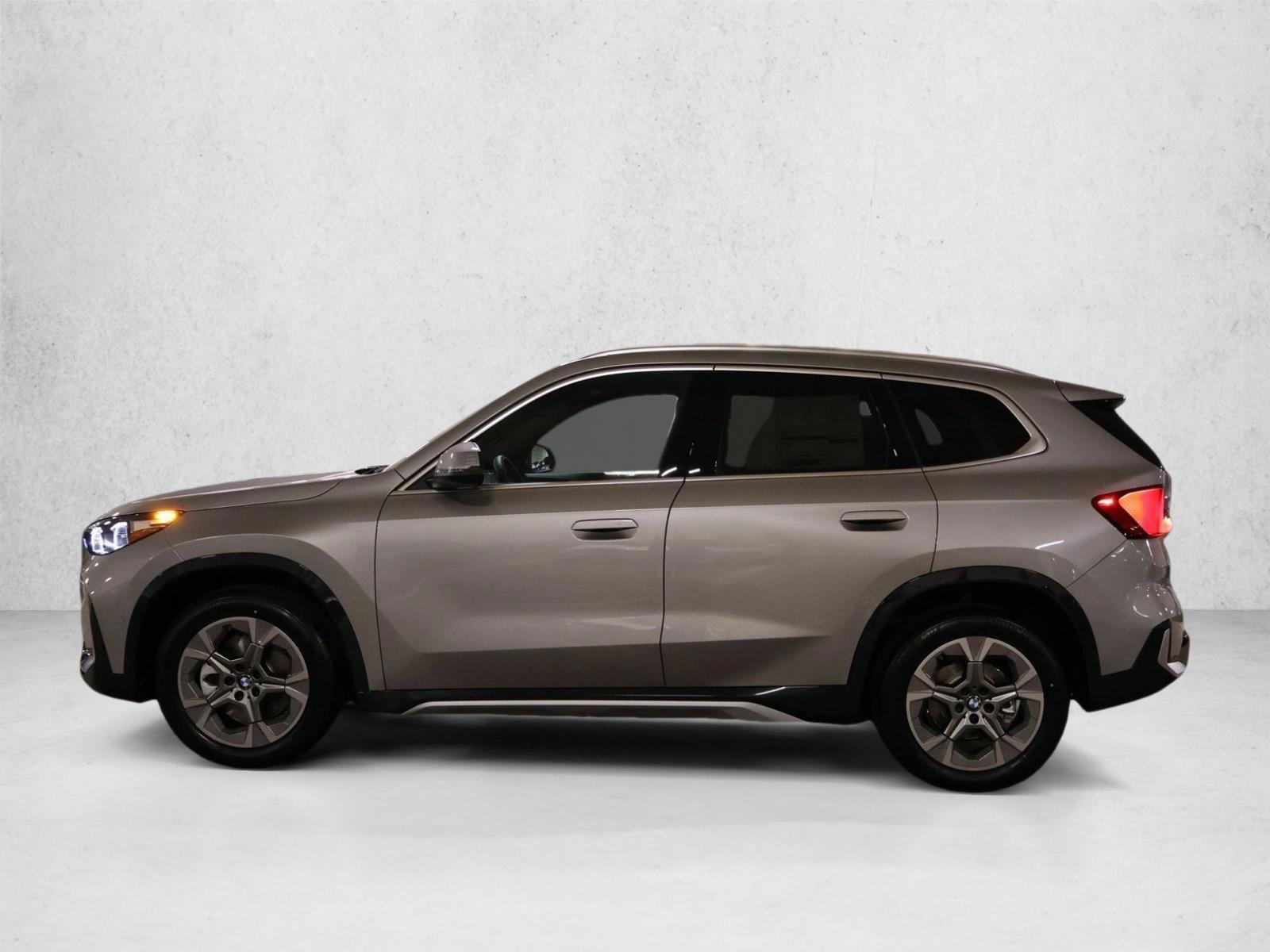 Thumbnail: 2026 BMW X1 - 2