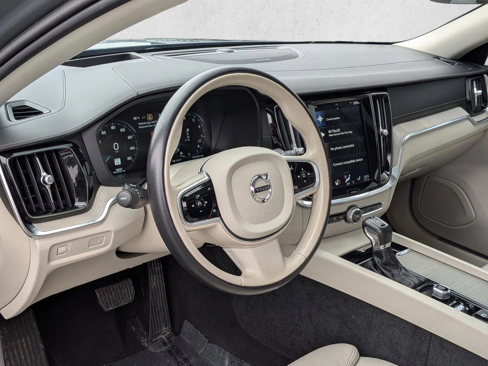 Thumbnail: 2020 Volvo S60 - 3