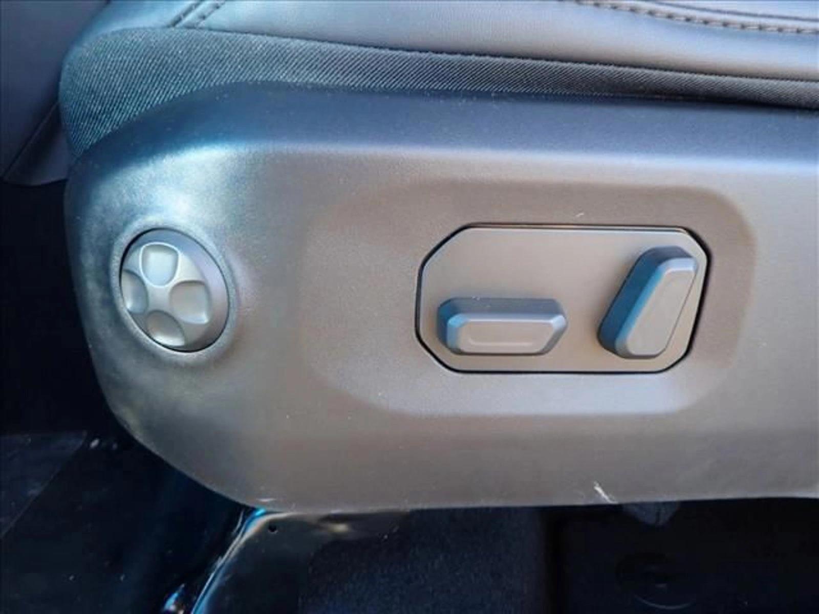 Thumbnail: 2026 Jeep Wrangler - 4