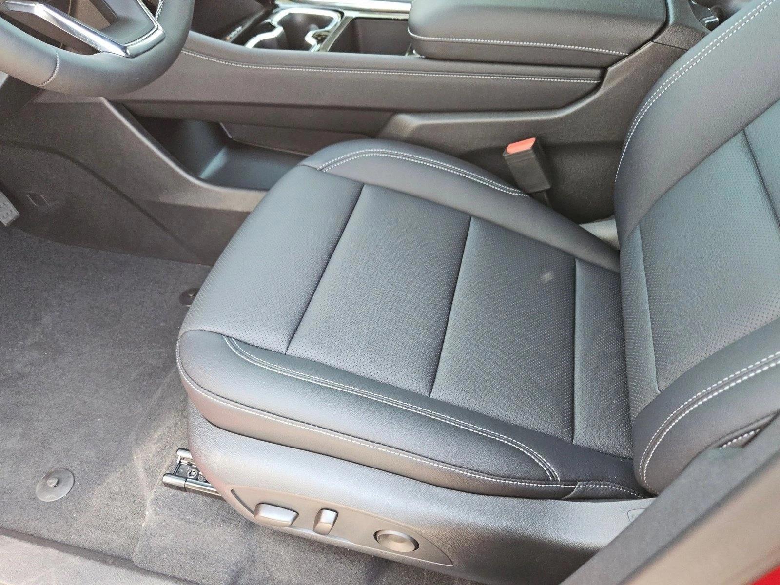 Thumbnail: 2026 Chevrolet Traverse - 5