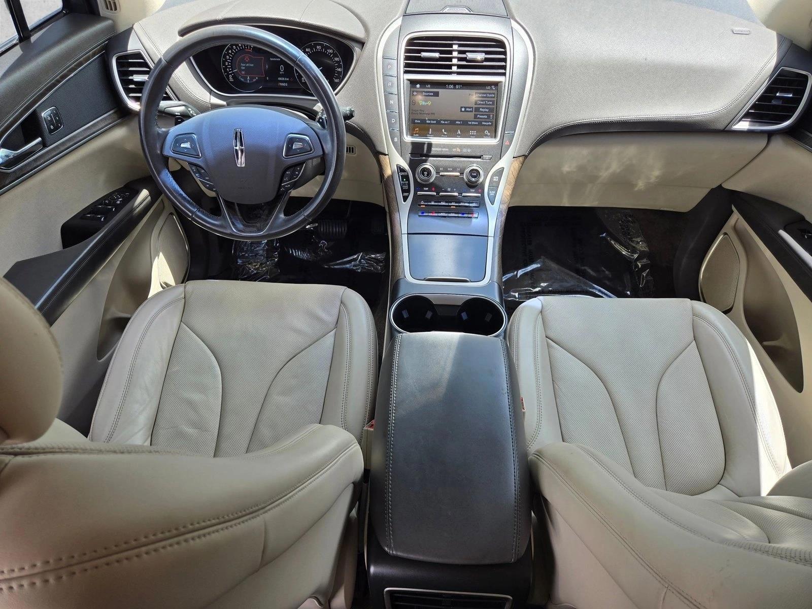 Thumbnail: 2017 Lincoln MKX - 3