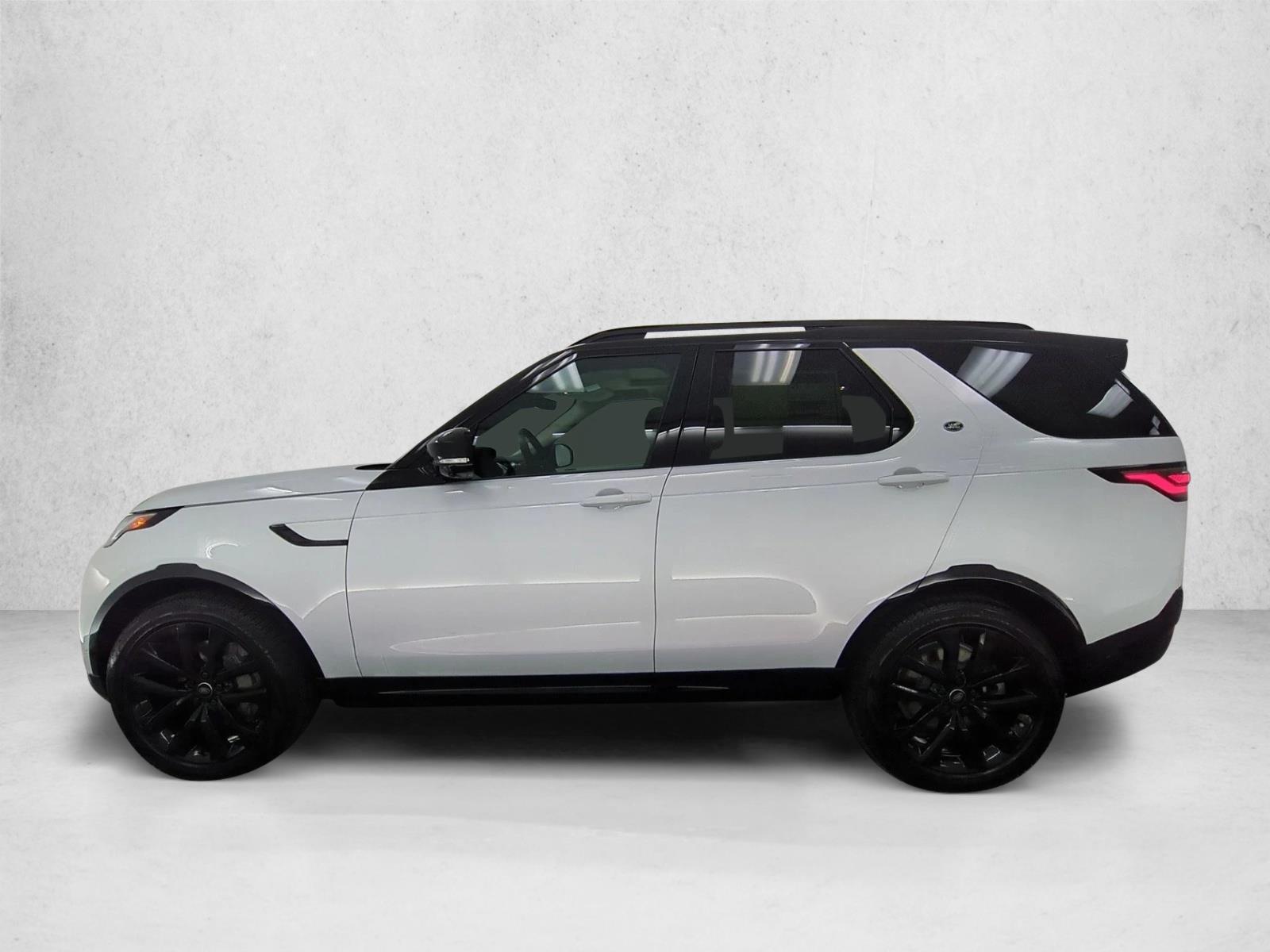 Thumbnail: 2026 Land Rover Discovery - 2