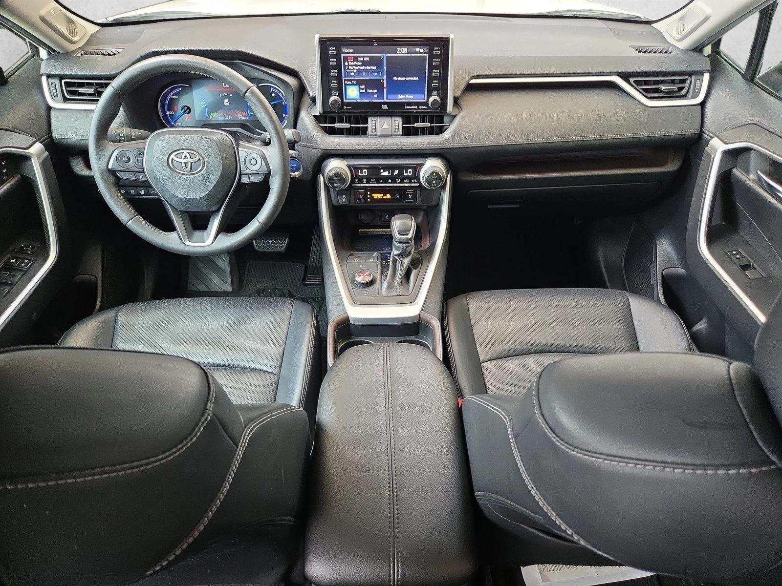 Thumbnail: 2020 Toyota RAV4 - 3