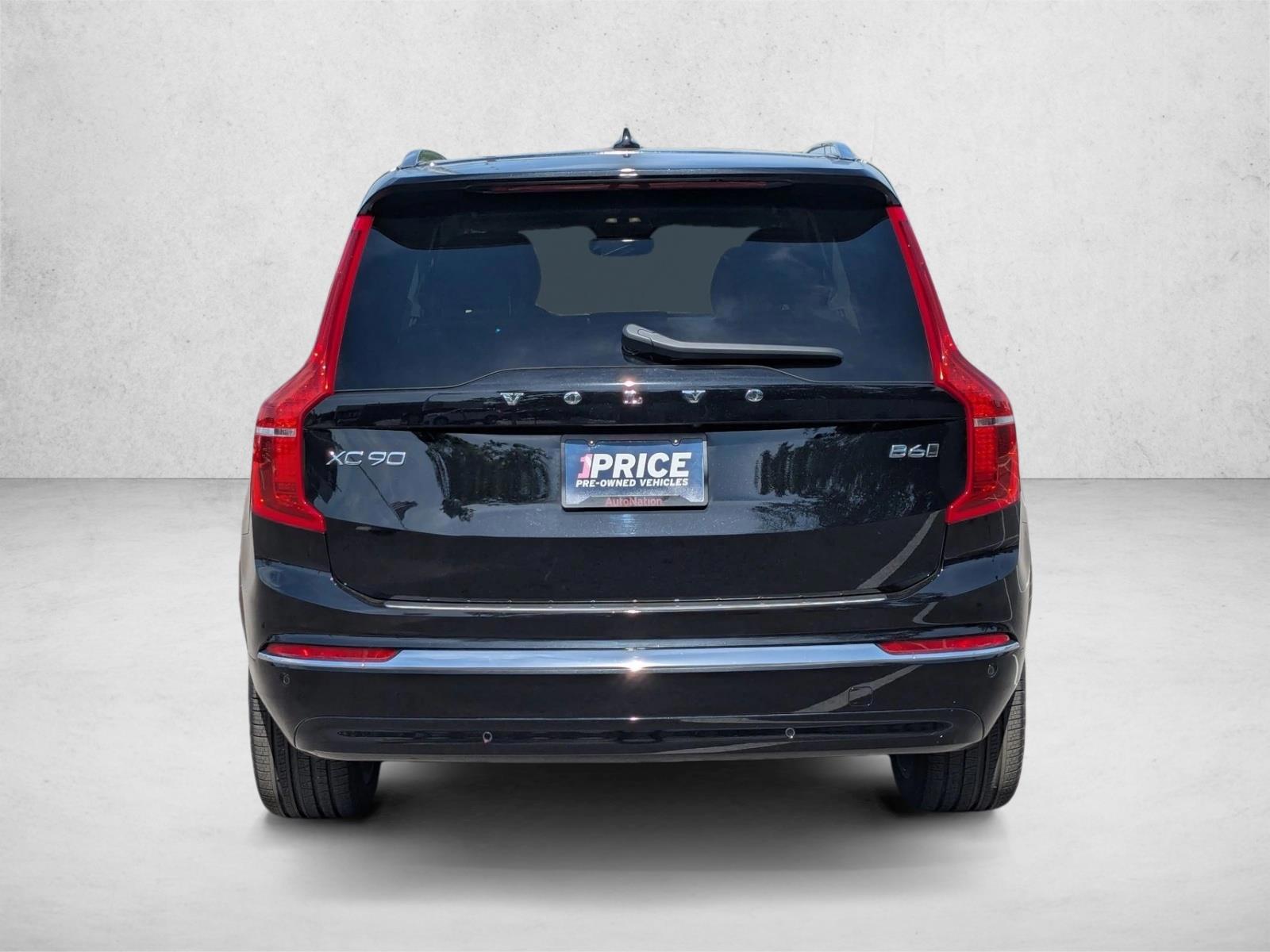2025 Volvo XC90 Plus - Photo 7