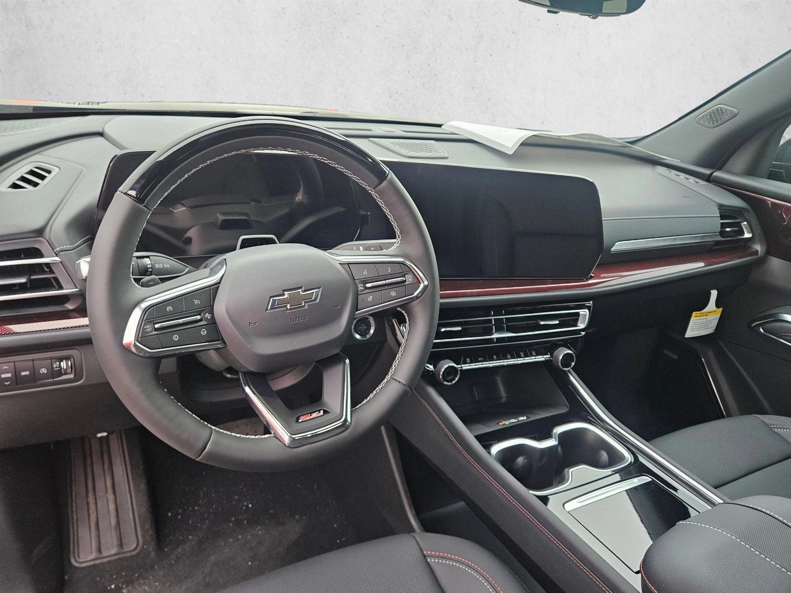 Thumbnail: 2026 Chevrolet Traverse - 2