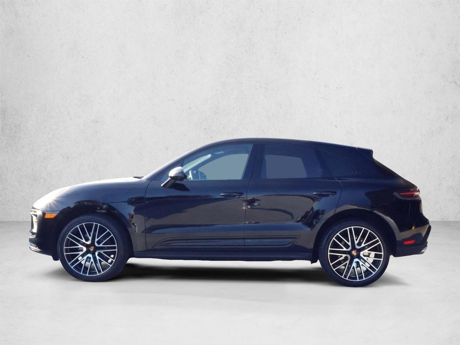 Thumbnail: 2025 Porsche Macan - 2