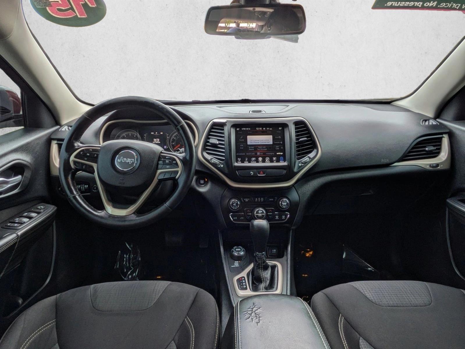 Thumbnail: 2015 Jeep Cherokee - 3