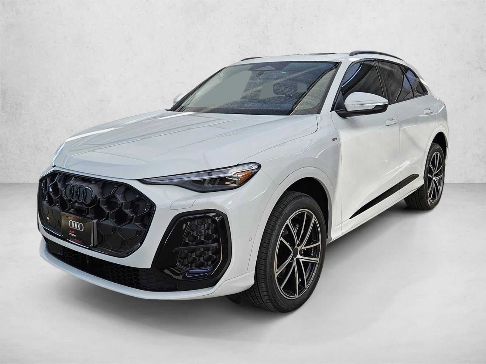2026 Audi Q5 Premium Plus quattro's photo