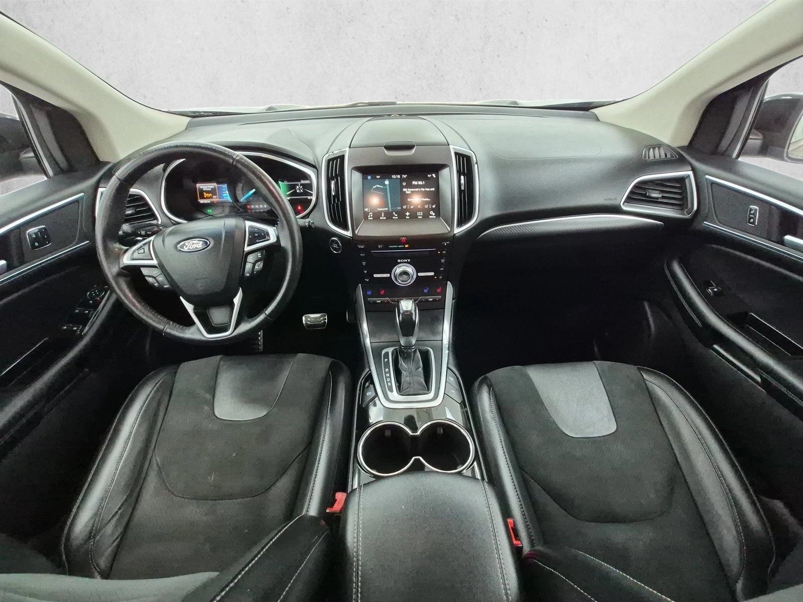 Thumbnail: 2017 Ford Edge - 3
