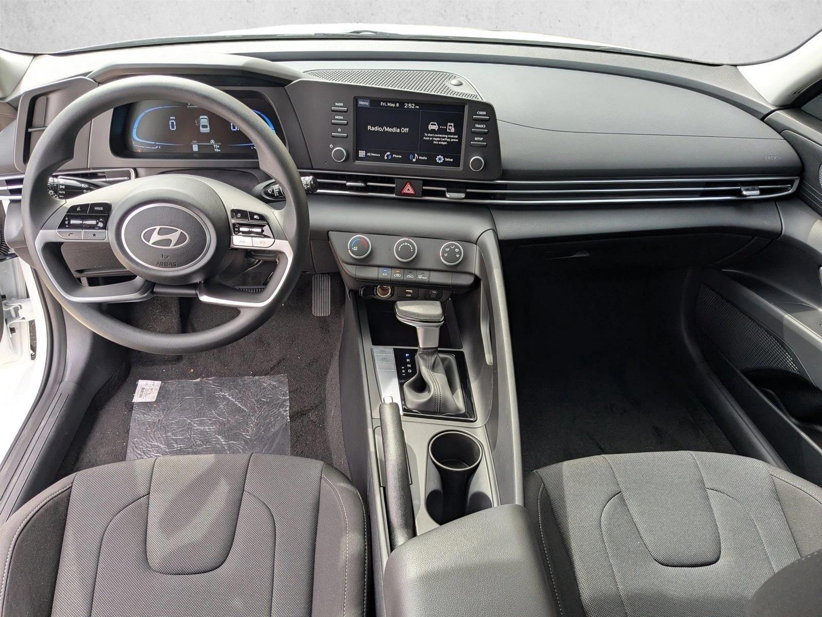 Thumbnail: 2026 Hyundai Elantra - 3
