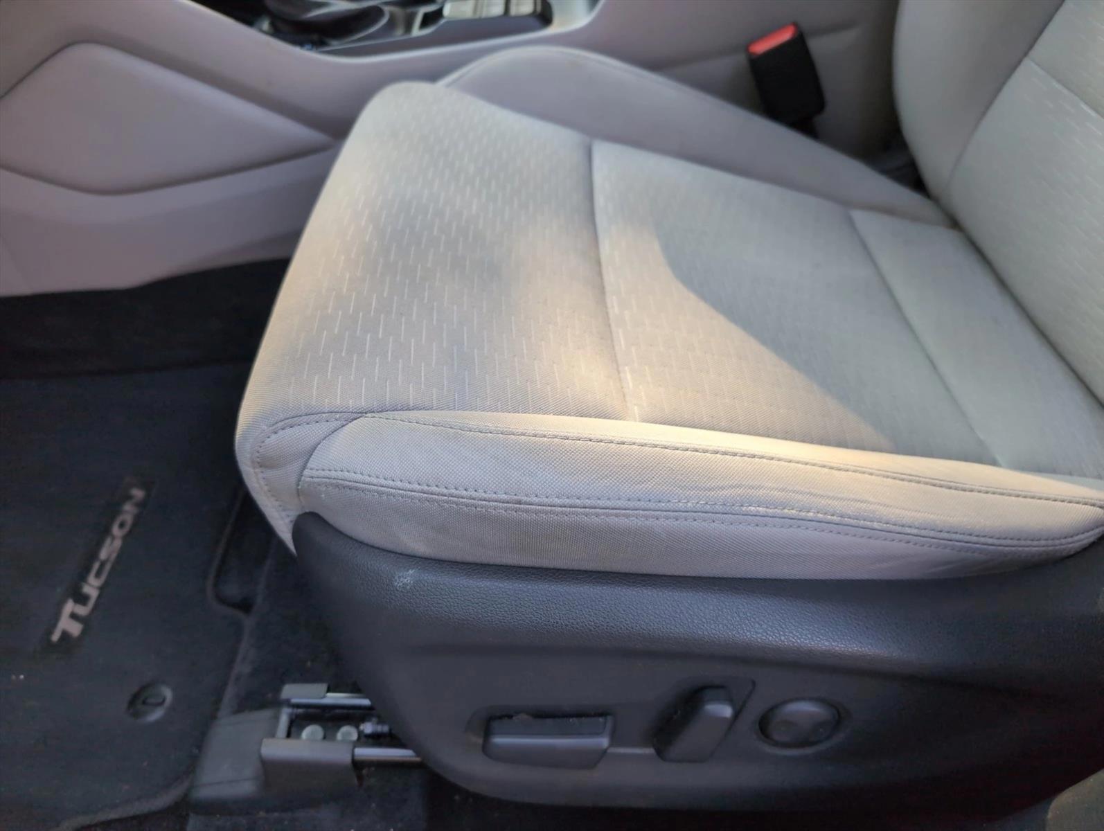 Thumbnail: 2019 Hyundai Tucson - 4