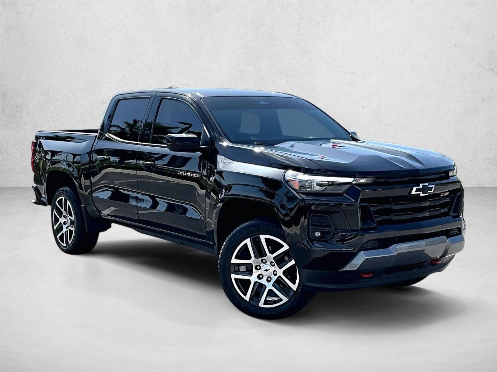 2023 Chevrolet Colorado Z71 - Photo 12