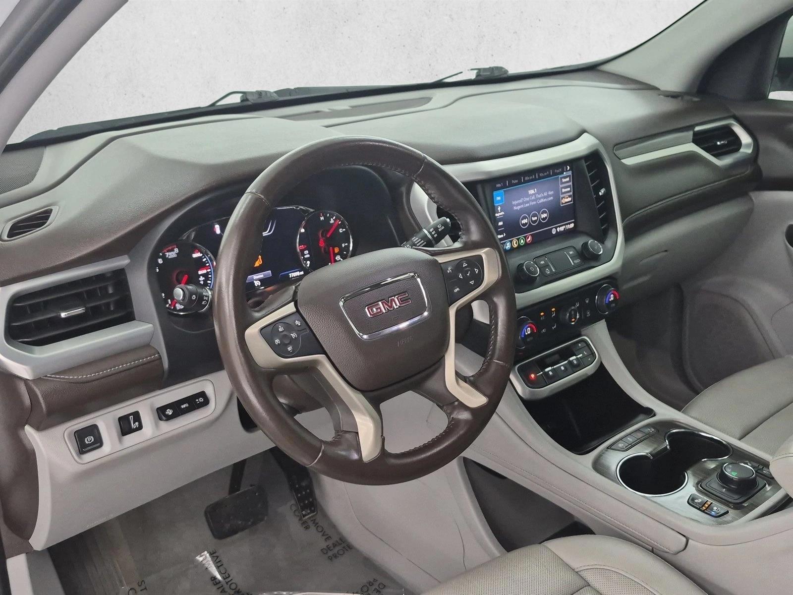 Thumbnail: 2020 GMC Acadia - 3