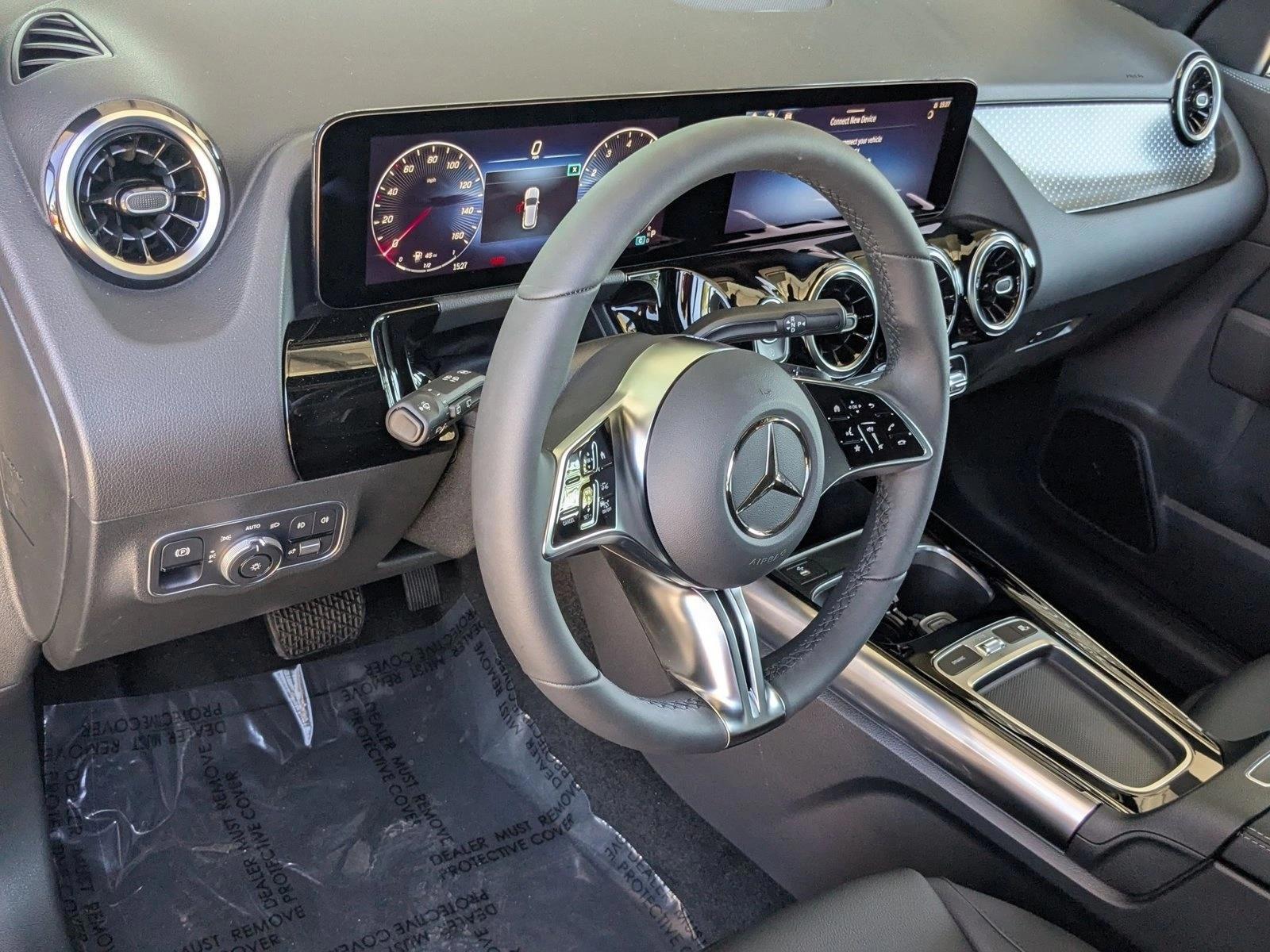 Thumbnail: 2026 Mercedes-Benz GLA - 3