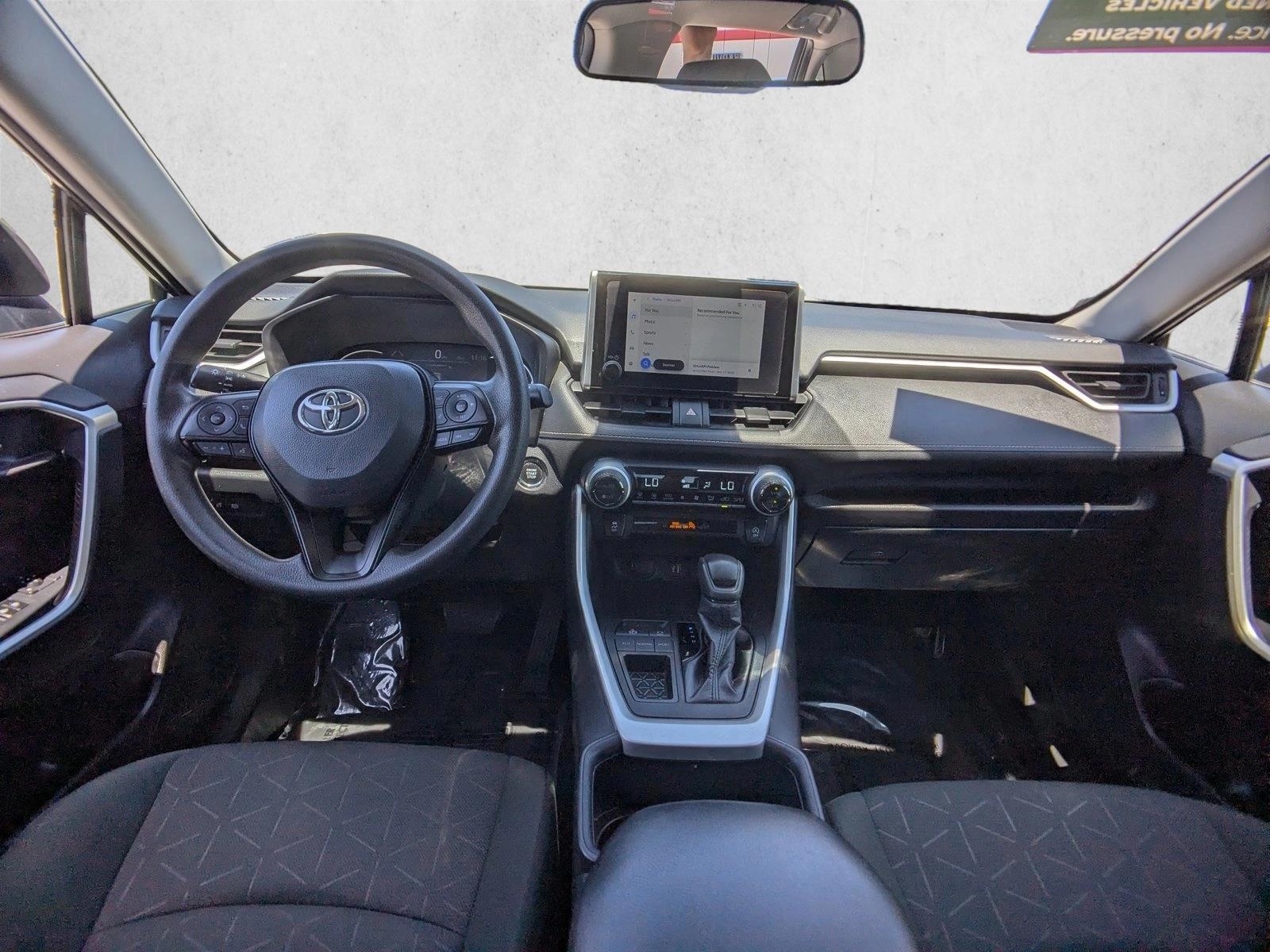 Thumbnail: 2024 Toyota RAV4 - 4